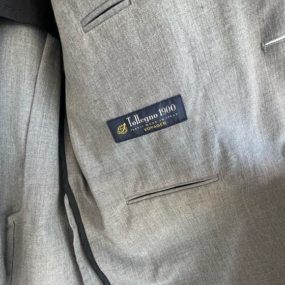 J.Crew Ludlow Slim Fit Suit. 42 reg jacket, 34x32 pant - Picture 4 of 5